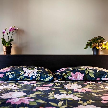 Chic And Freak Atelier Appartement Como Buitenkant foto