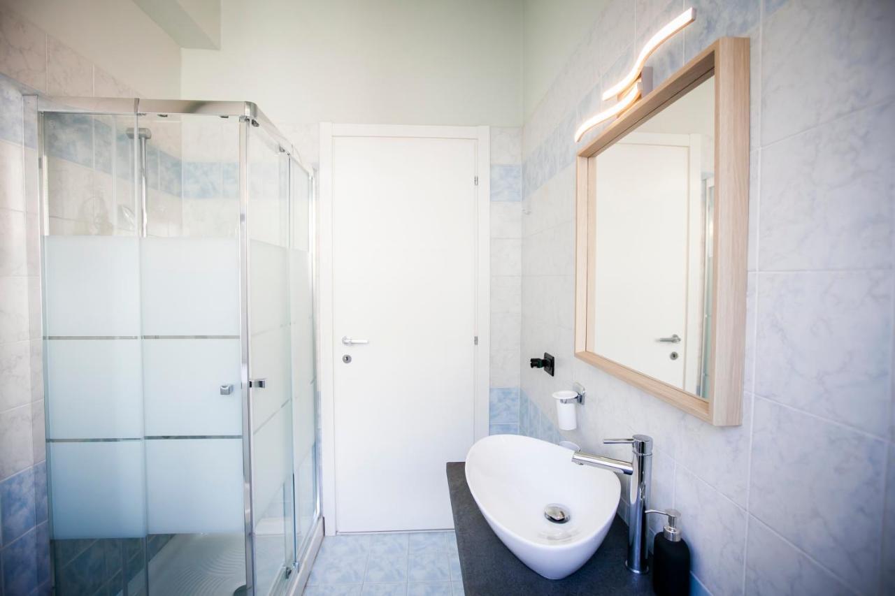 Chic And Freak Atelier Appartement Como Buitenkant foto